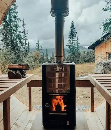 Peaceful Oasis. Panoramic Forest- & Mountain View. Sauna. 木屋 *