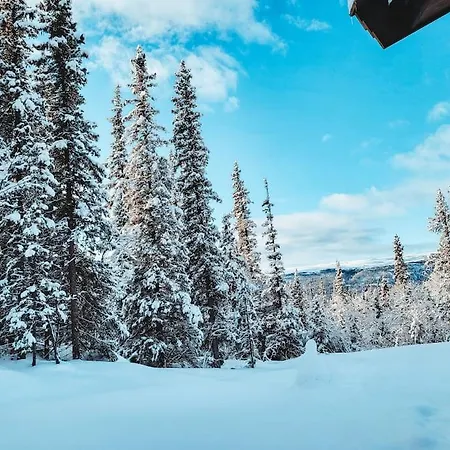 Chalet Peaceful Oasis. Panoramic Forest- & Mountain View. Sauna.