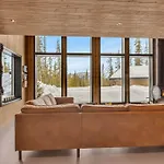 Peaceful Oasis. Panoramic Forest- & Mountain View. Sauna. Chaleter Beitostolen