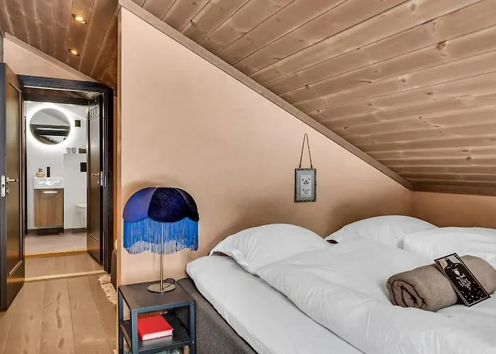 Peaceful Oasis. Panoramic Forest- & Mountain View. Sauna.